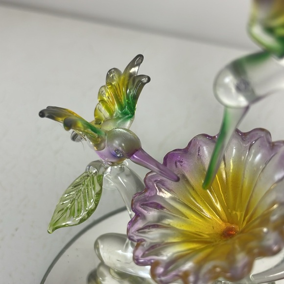 Vintage Beautiful Glass Hummingbirds - Picture 3 of 5